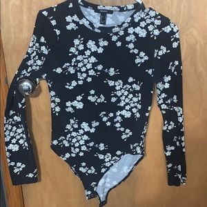 Forever 21 daisy bodysuit